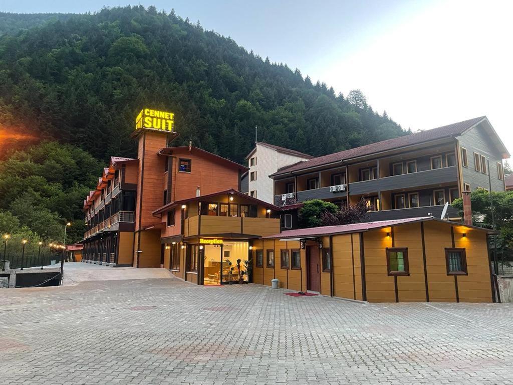 Cennet Suit Otel Узунгьол Екстериор снимка