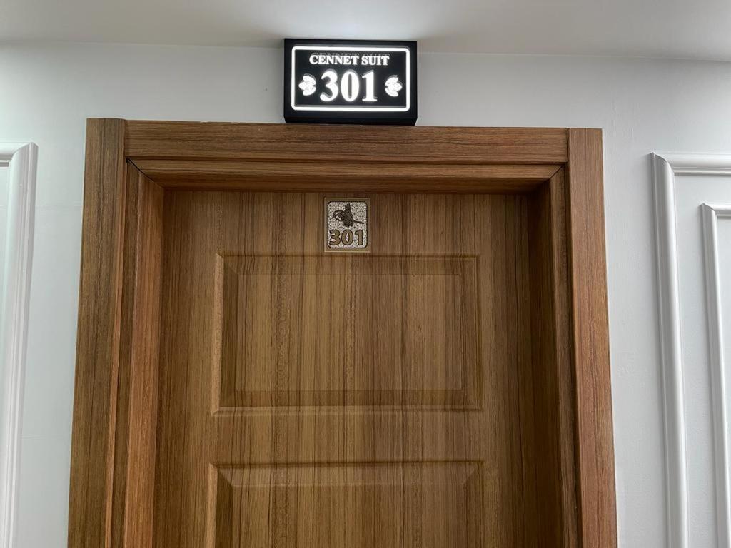 Cennet Suit Otel Узунгьол Екстериор снимка